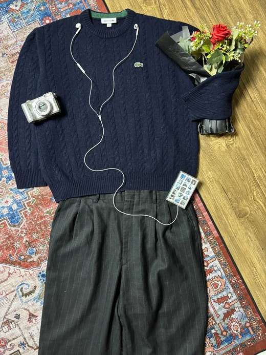 Cable Knit · Navy